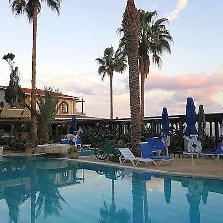 Topset 3* Kyrenia (Northern Cyprus)